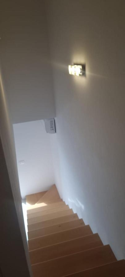Apartmani Lanterna Krk Town Esterno foto